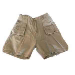 Women’s On Safari cargo shorts, light olive